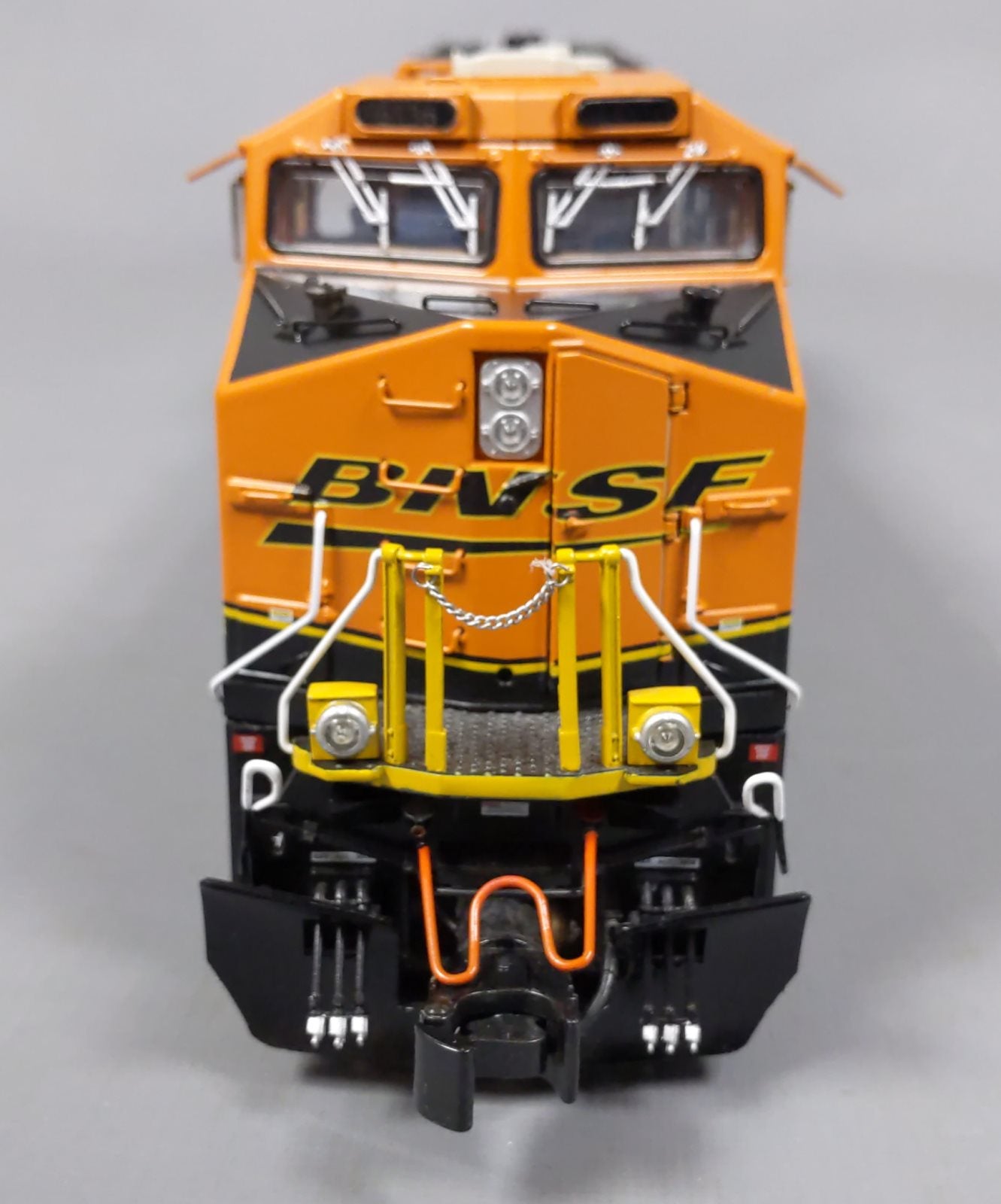 Lionel 6-28398 BNSF ES44AC Diesel Locomotive #6436