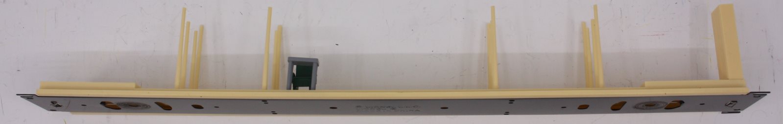 Lionel 39147-5 #5607 Union Pacific Baggage Car Interior