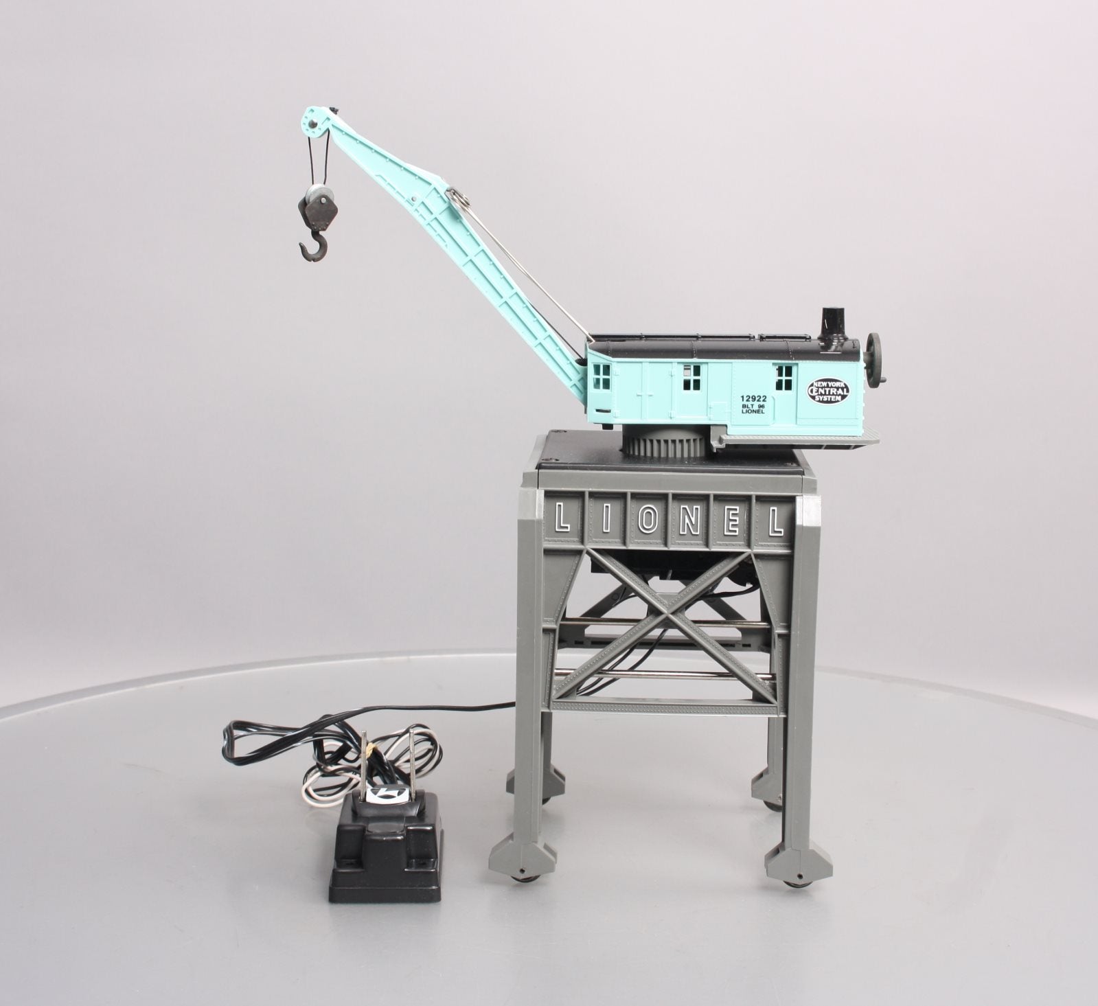 Lionel 6-12922 O Gauge New York Central Operating Remote Gantry Crane LN/Box