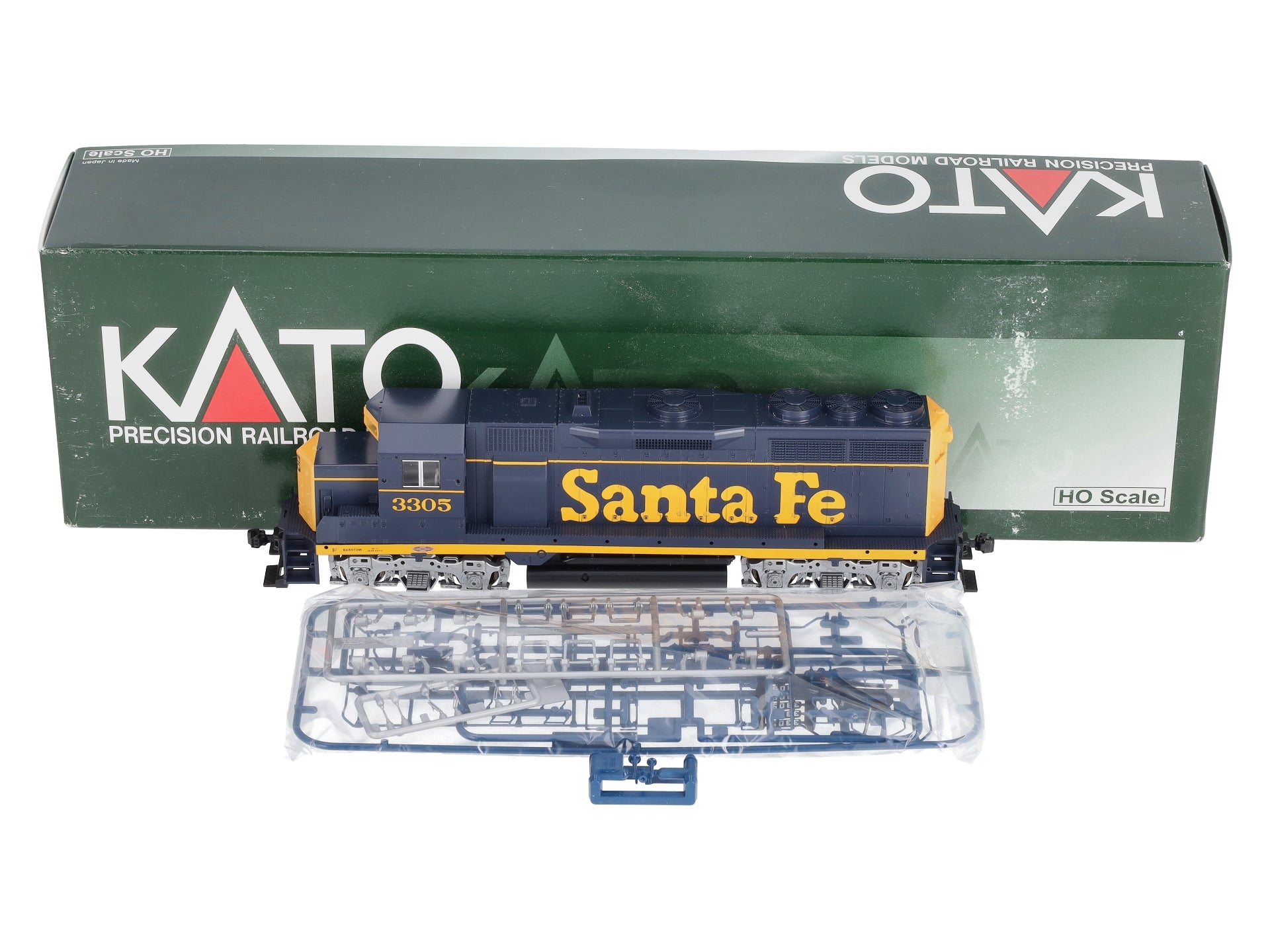 Kato 37-3022 HO Santa Fe Dress Blue EMD GP35 Phase Ia Diesel Locomotive #3305