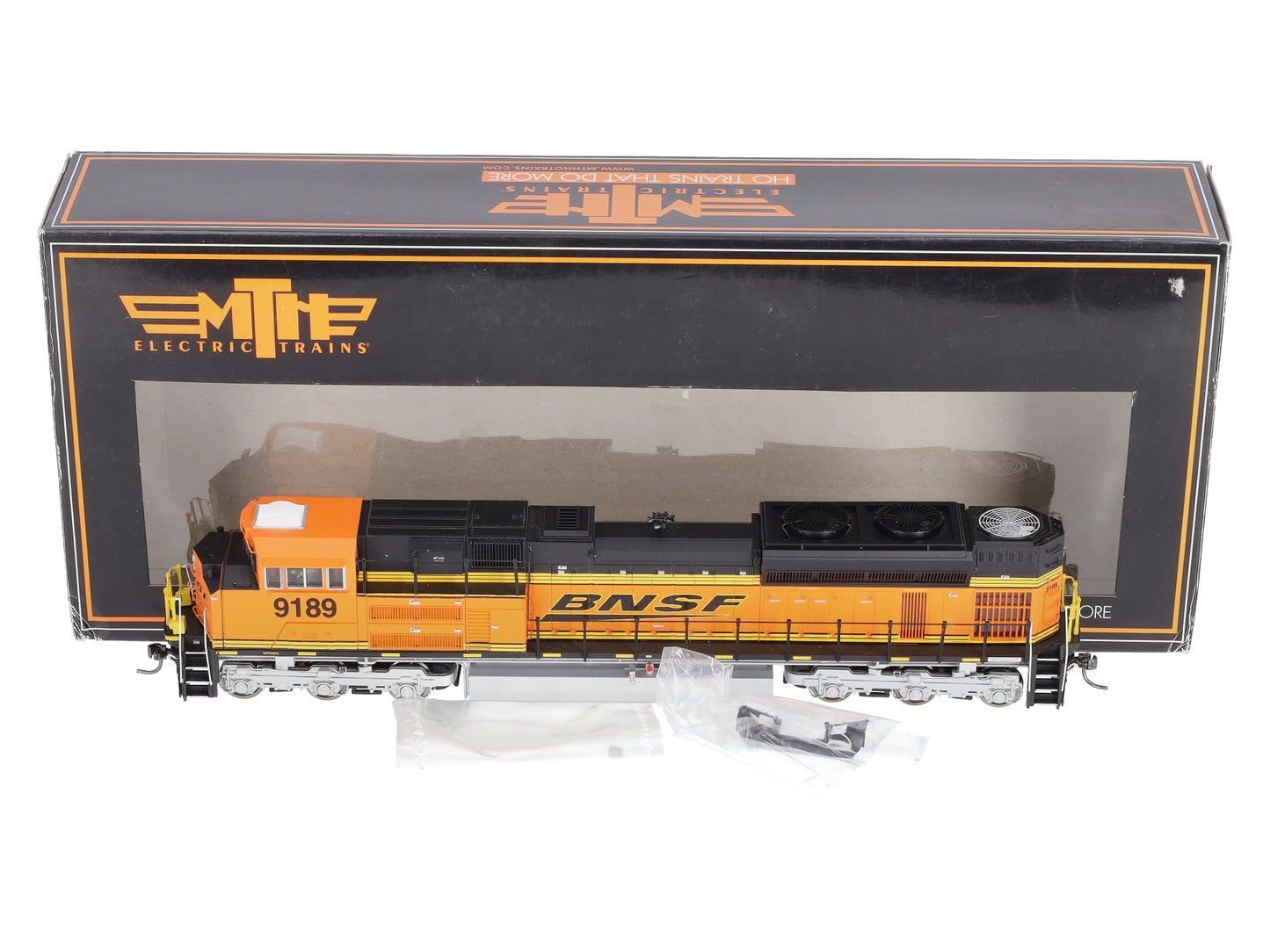 MTH 80-2254-0 HO BNSF Diesel Locomotive #9189