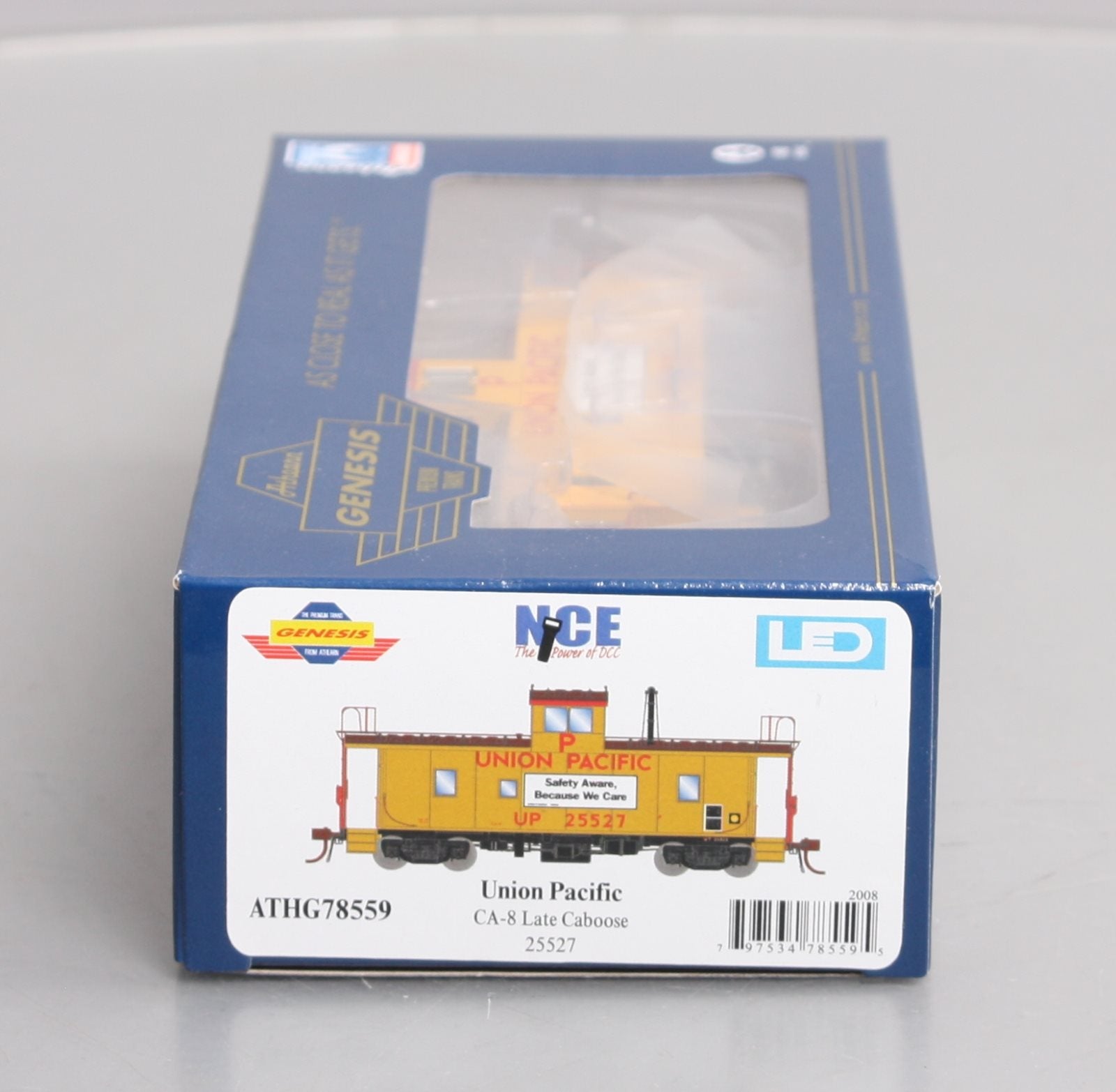 Athearn G78559 HO Union Pacific CA-8 Late Caboose with Lights #25527