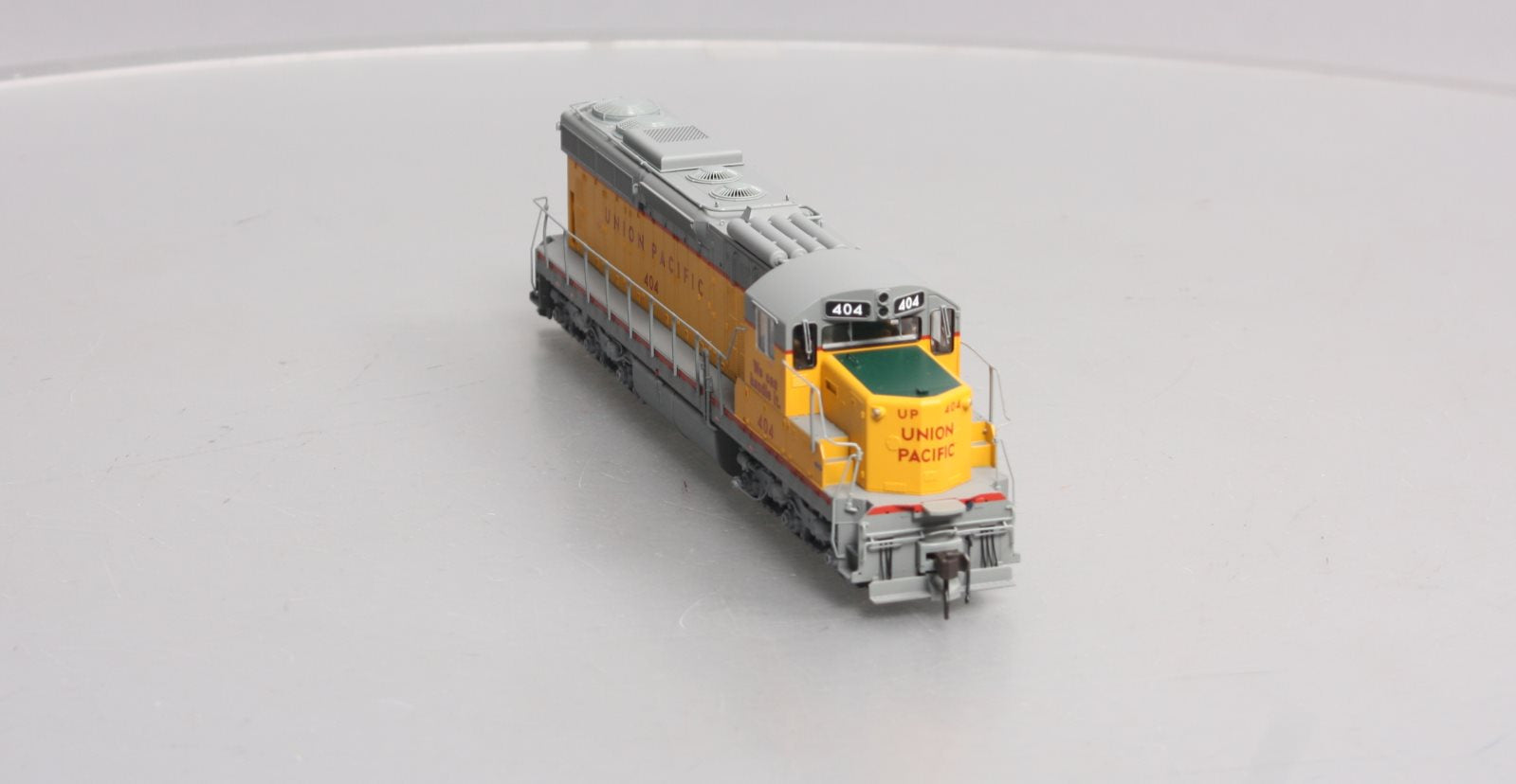 Atlas 7946 HO Union Pacific We Can Handle It SD24 Diesel Locomotive #404