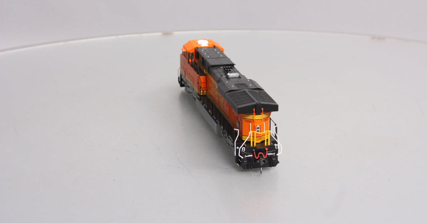 InterMountain 49726 HO BNSF ES44DC Diesel Locomotive #7695