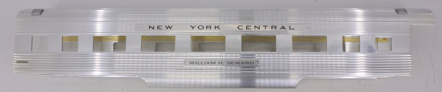 Lionel 21598-2 K-Line 15" Aluminum William Seward Coach Shell