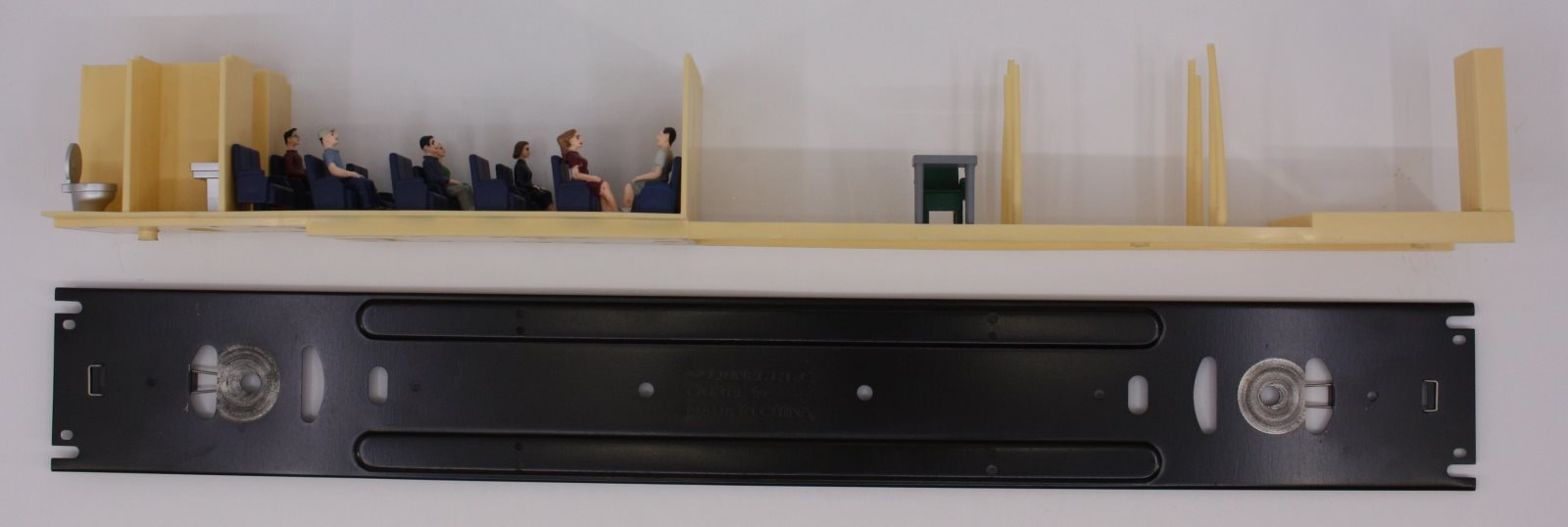 Lionel 21206-13 Streamliner Combine Interior with Frame