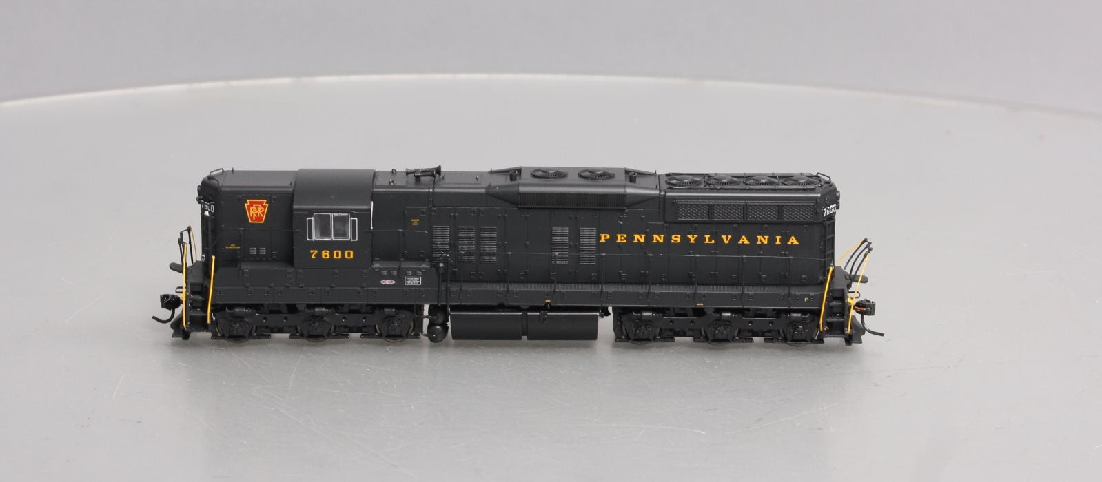 Broadway Limited 4934 HO Pennsylvania EMD SD-9 Diesel Loco Paragon3 #7600