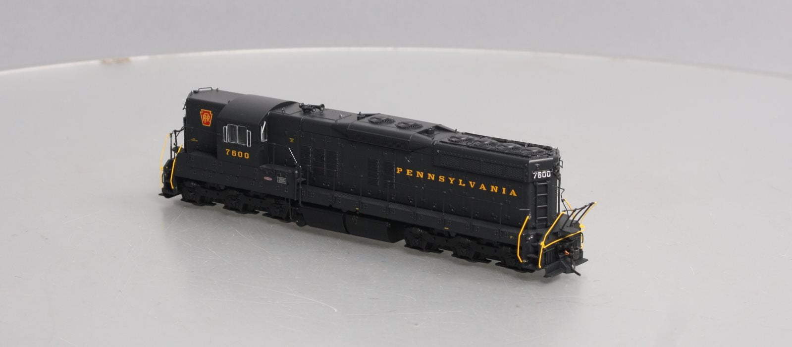 Broadway Limited 4934 HO Pennsylvania EMD SD-9 Diesel Loco Paragon3 #7600