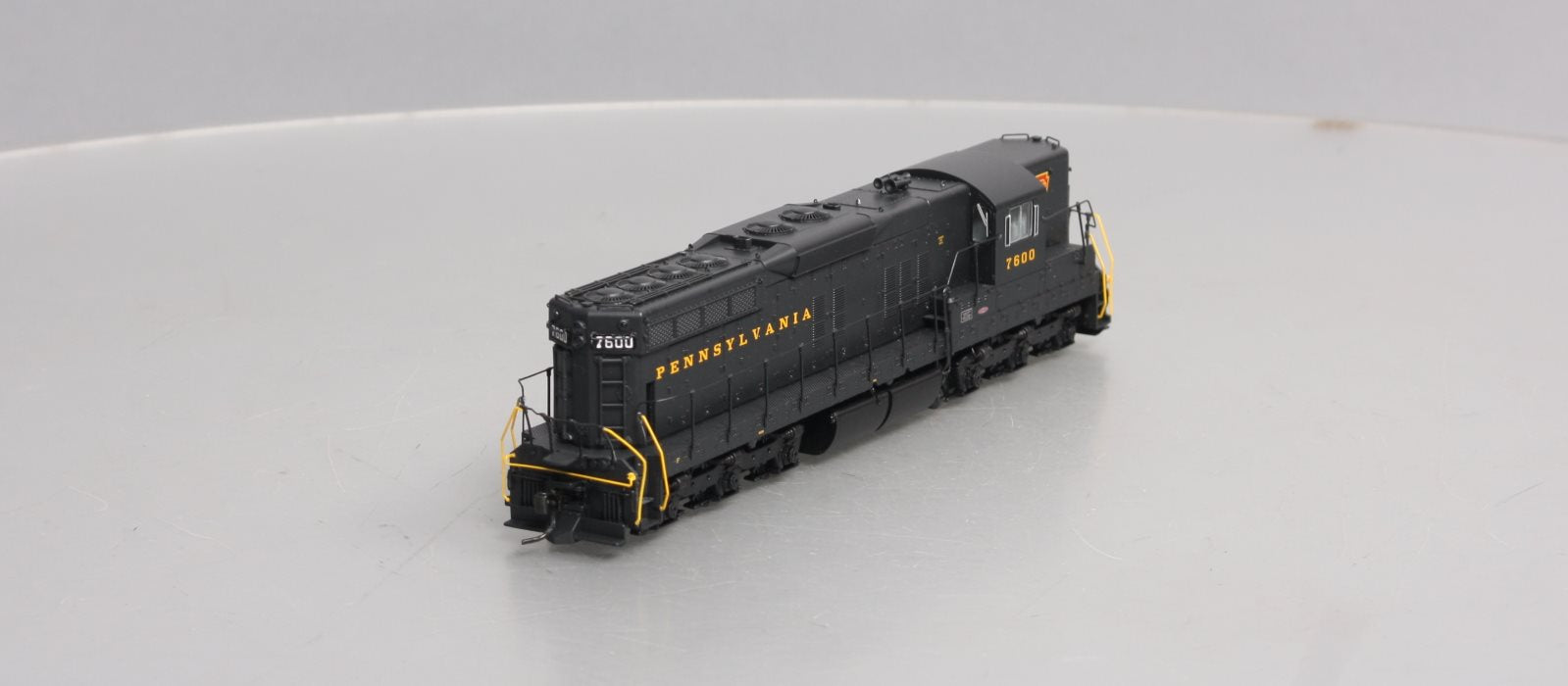 Broadway Limited 4934 HO Pennsylvania EMD SD-9 Diesel Loco Paragon3 #7600