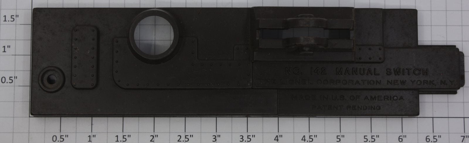 Lionel 142-31  Super O Brown Manual Switch Cover