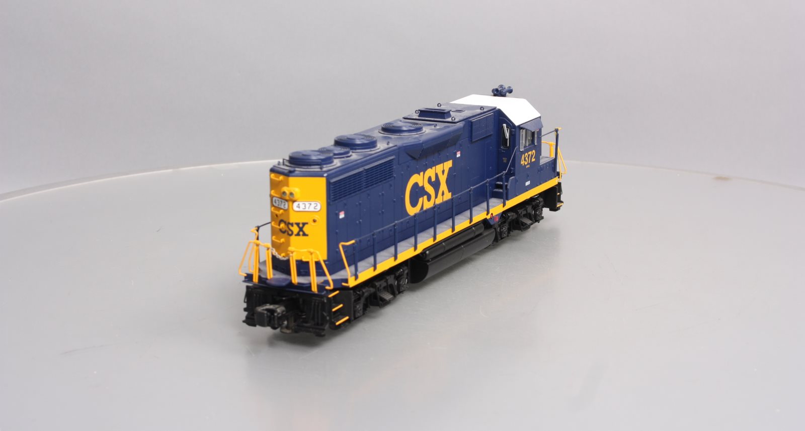Lionel 6-38998 CSX Non-Powered GP35 Diesel Locomotive #4372
