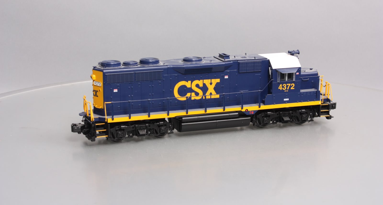 Lionel 6-38998 CSX Non-Powered GP35 Diesel Locomotive #4372
