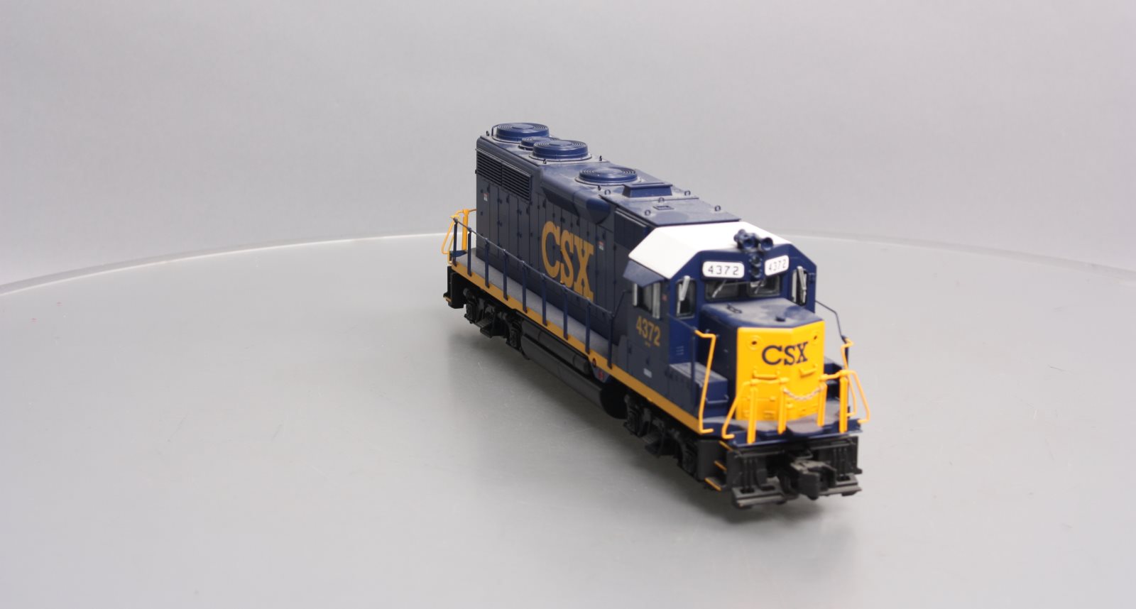 Lionel 6-38998 CSX Non-Powered GP35 Diesel Locomotive #4372