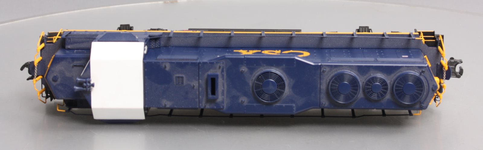 Lionel 6-38998 CSX Non-Powered GP35 Diesel Locomotive #4372