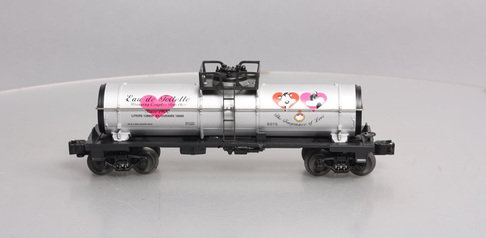 Lionel 6-26116 O Gauge WB Pepe La Pew Single Dome Tank Car
