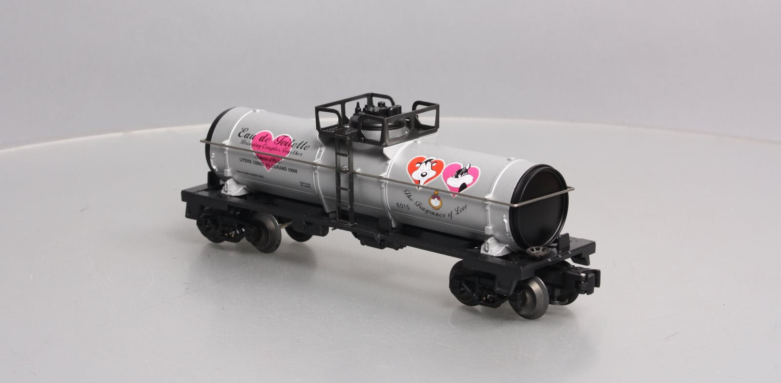 Lionel 6-26116 O Gauge WB Pepe La Pew Single Dome Tank Car