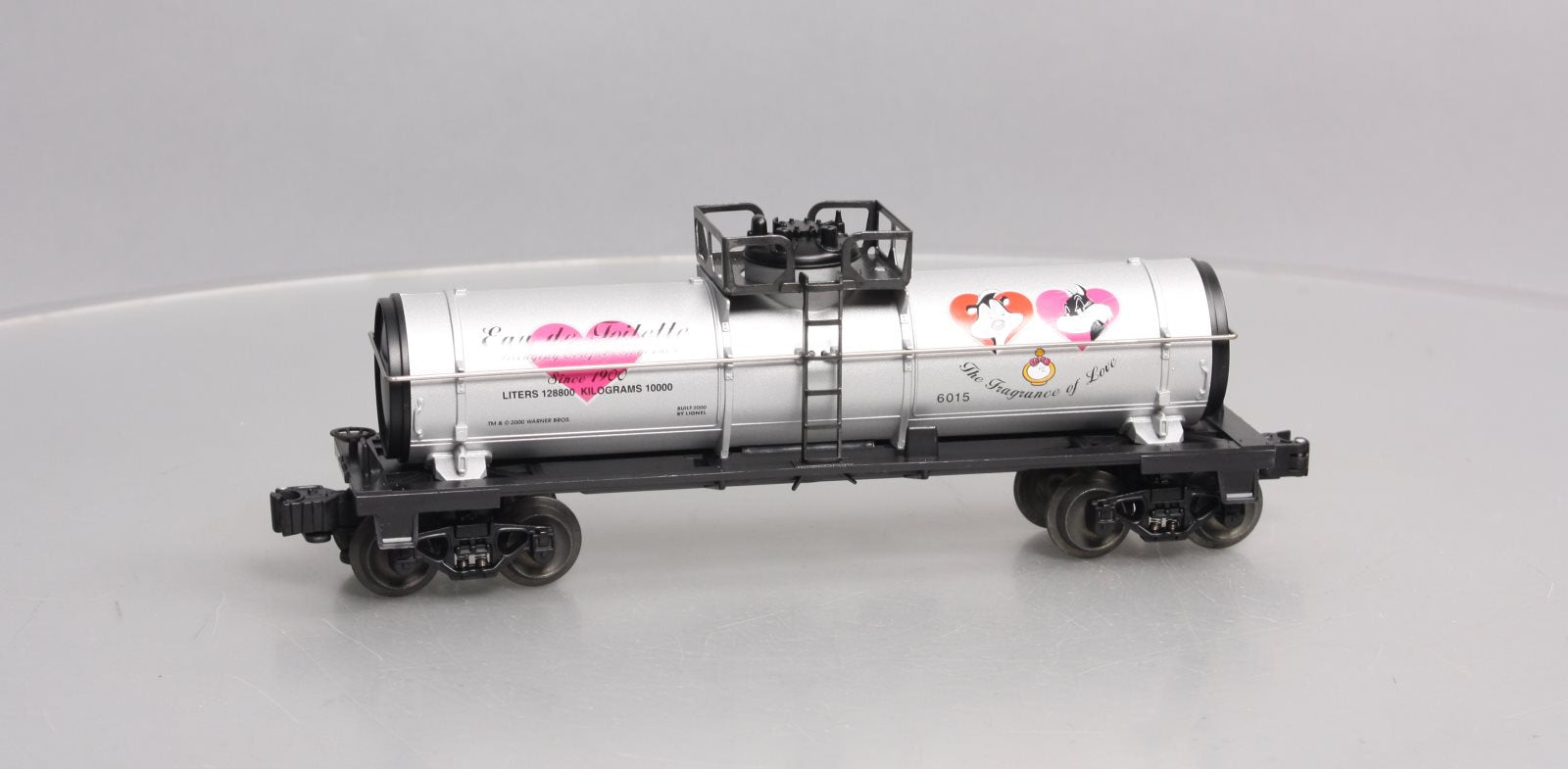 Lionel 6-26116 O Gauge WB Pepe La Pew Single Dome Tank Car