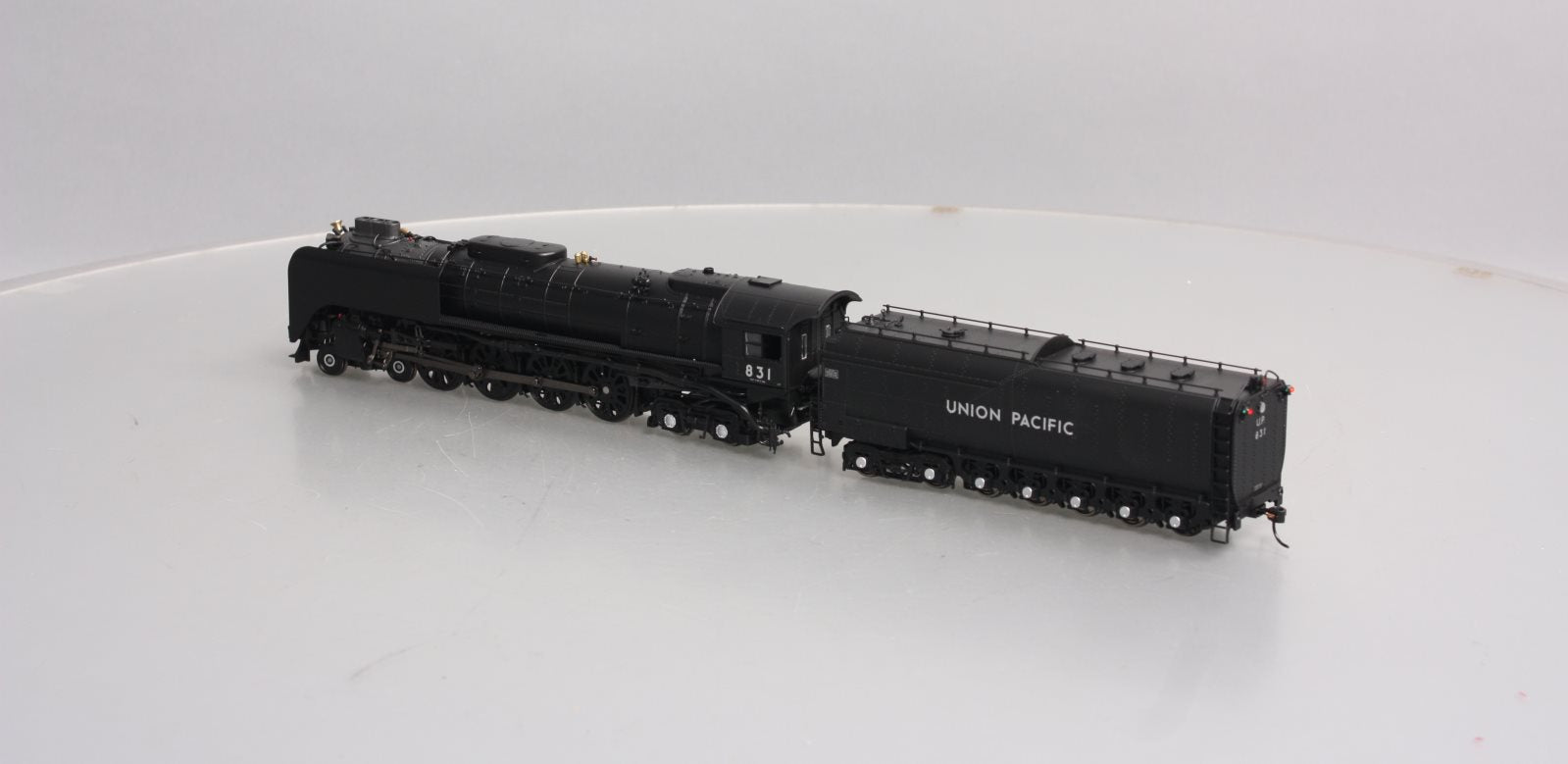 Broadway Limited 7364 HO UP 4-8-4 Class FEF-3 Steam Locomotive Sound/DC/DCC #831