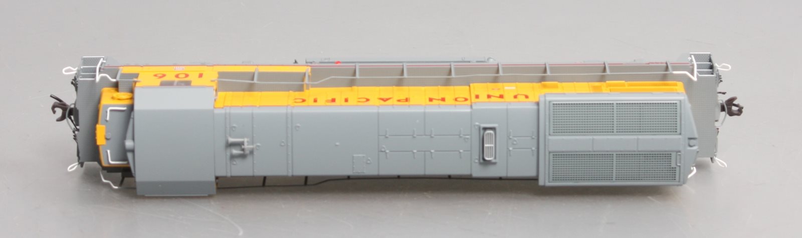 Atlas 8023 HO Scale Union Pacific GE B23-7 Diesel Locomotive #106