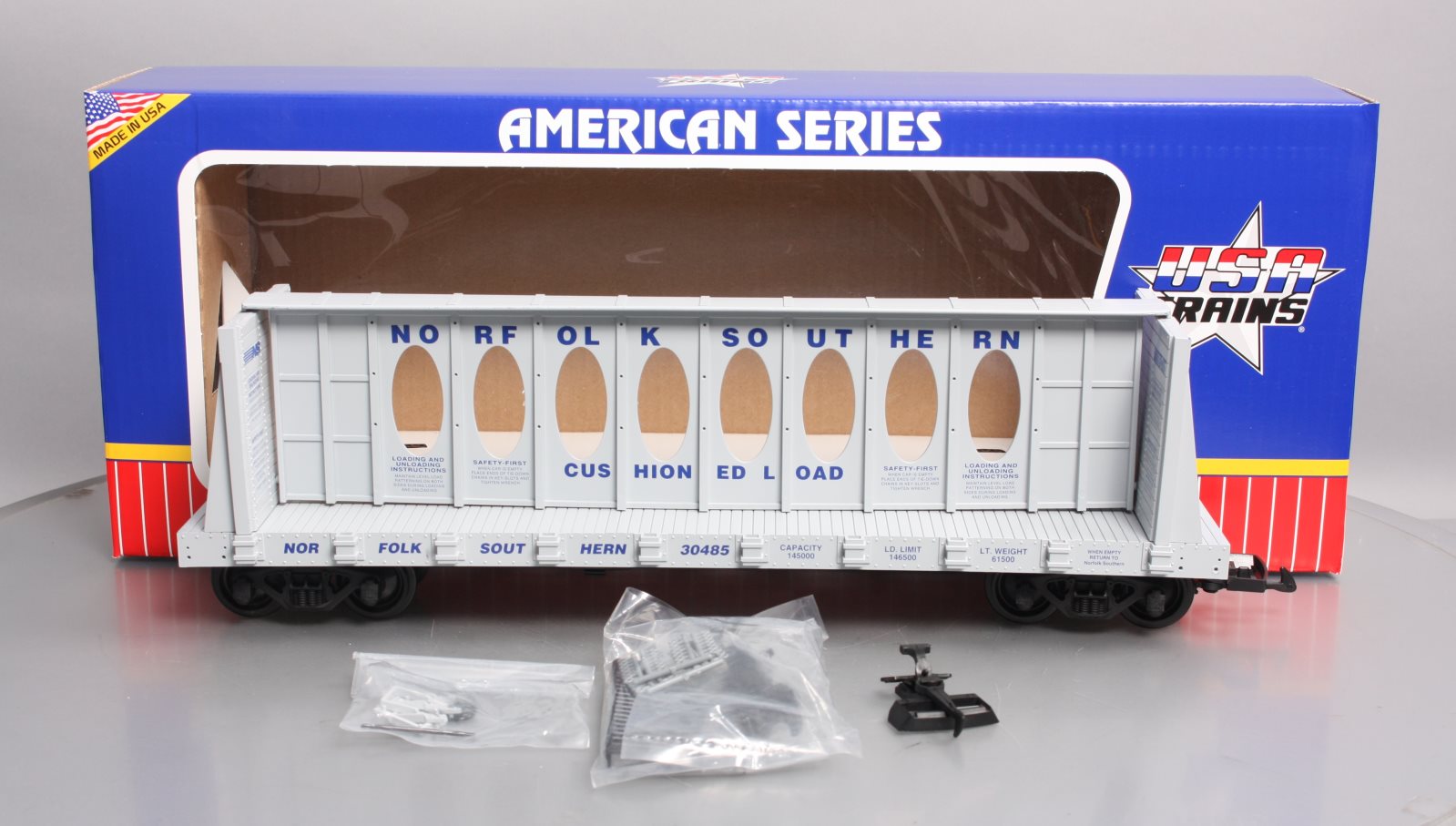 USA Trains R17413A G Norfolk Southern Center Beam Flat Car (Gray) #30485