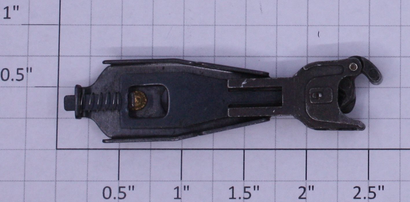 Lionel 487-9 Drawbar and Coupler with Lock Link Assembly