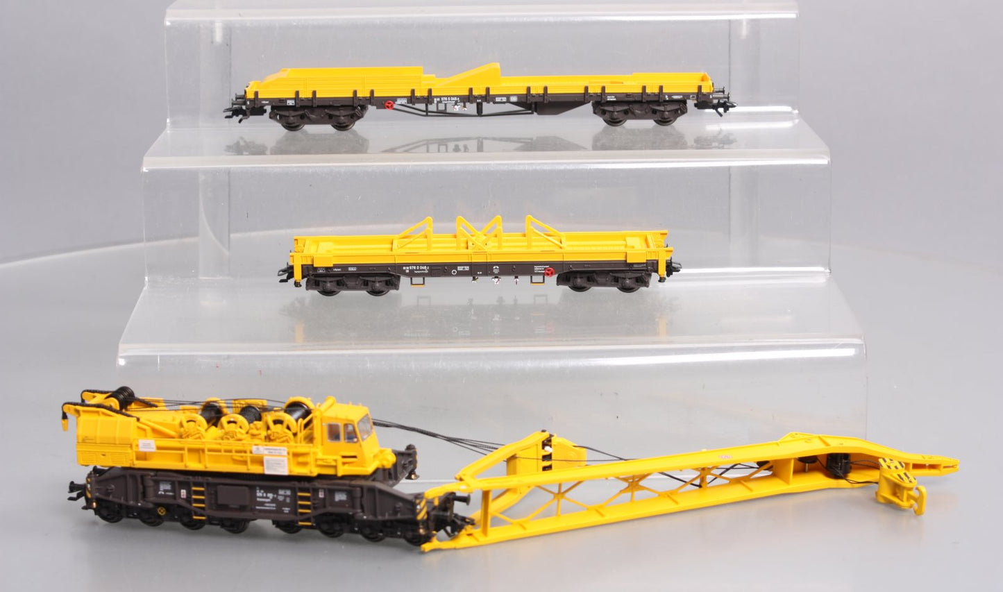 Marklin 49954 HO Deutsche Bahn Type 100 Crane Car & Type 817 Boom Tender Car Set