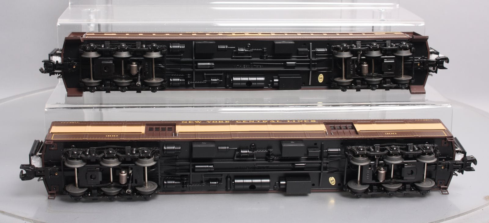 MTH 20-4496 O NYC 70’ Madison Baggage/Coach Passenger Car Set (Set of 2) LN/Box