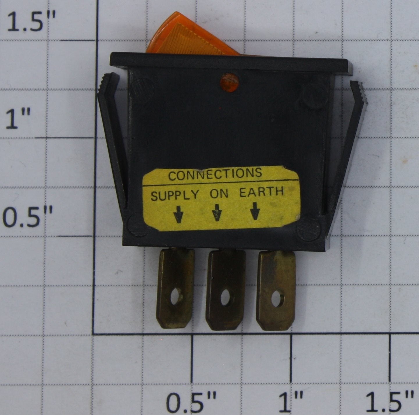 Acme ROC-004 SPDT Amber Illuminated Rocker Switch