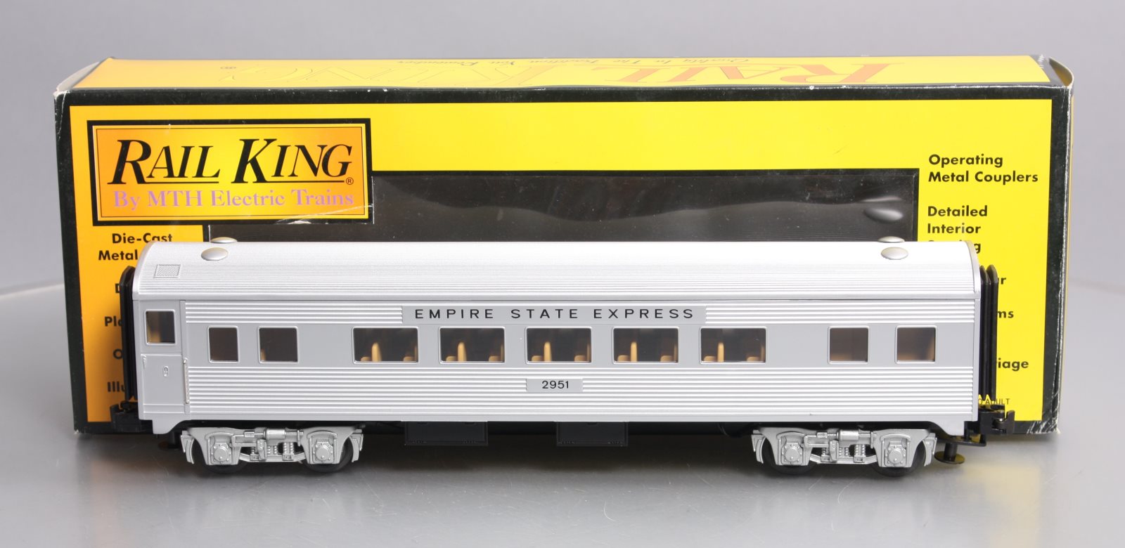 MTH 30-6119 O Gauge NYC Empire State Express Streamlined Passenger Car #2951 LN/Box