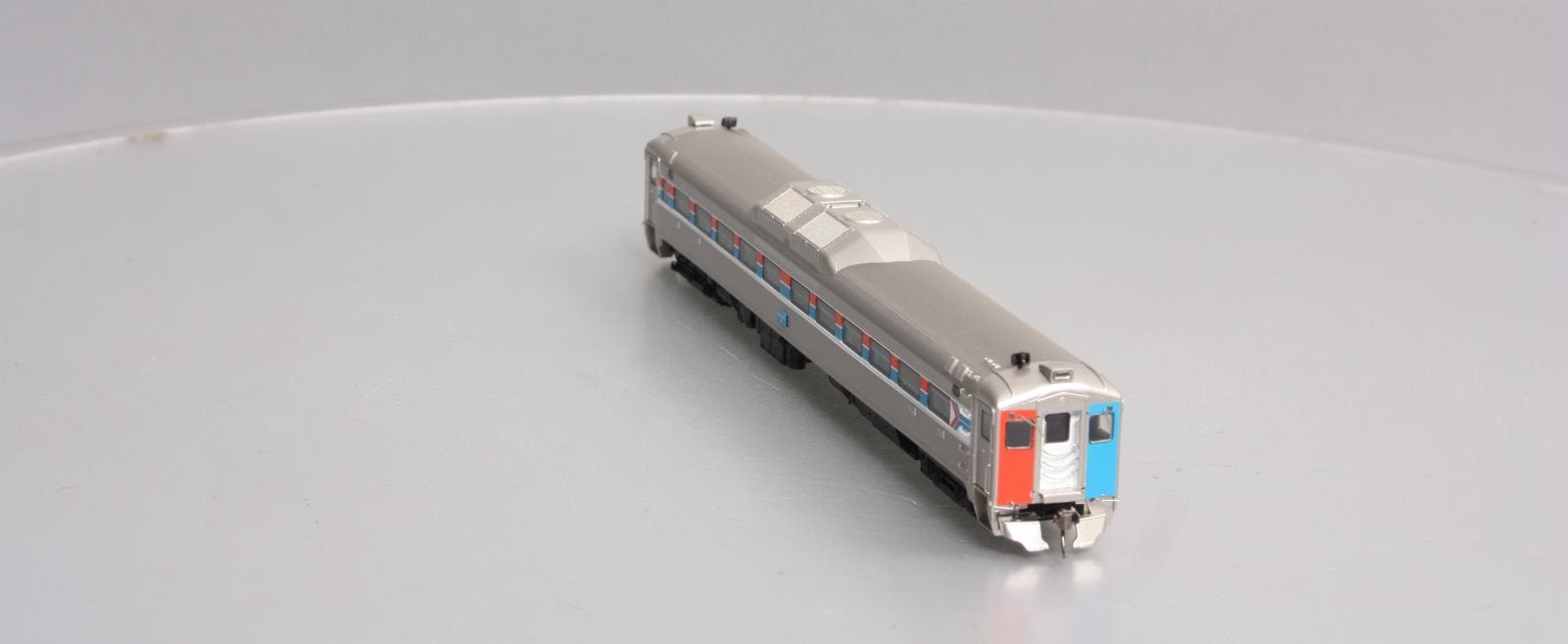 Rapido Trains 16034 HO Amtrak Budd RDC-1 Phase 1B #18