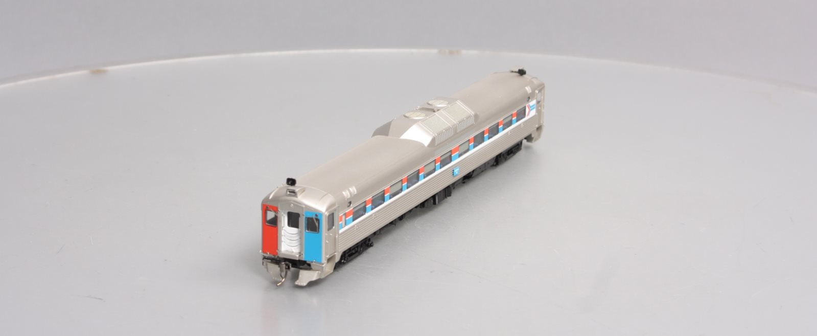 Rapido Trains 16034 HO Amtrak Budd RDC-1 Phase 1B #18