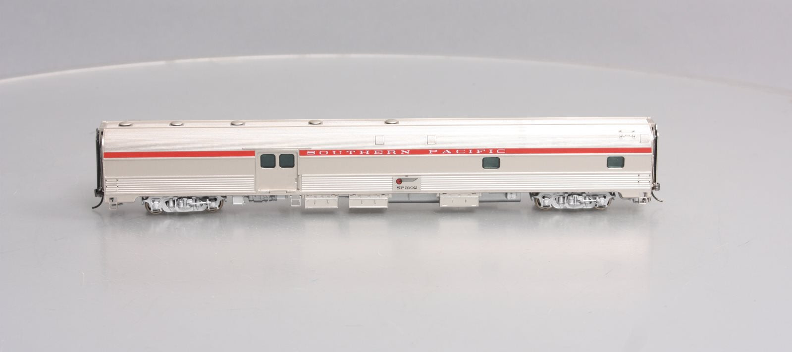 Rapido Trains 114037 HO Southern Pacific Budd Baggage-Dorm Car #3102