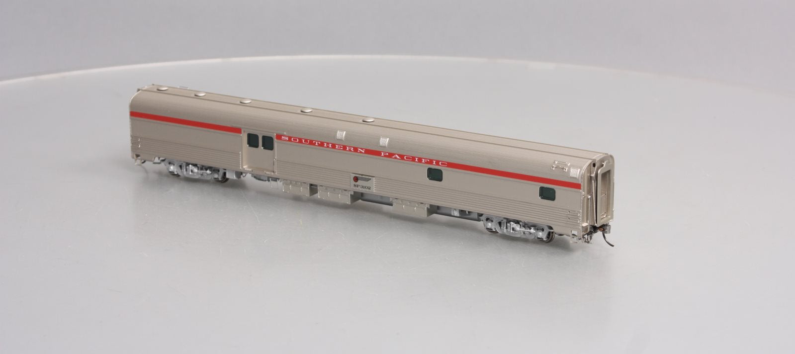 Rapido Trains 114037 HO Southern Pacific Budd Baggage-Dorm Car #3102