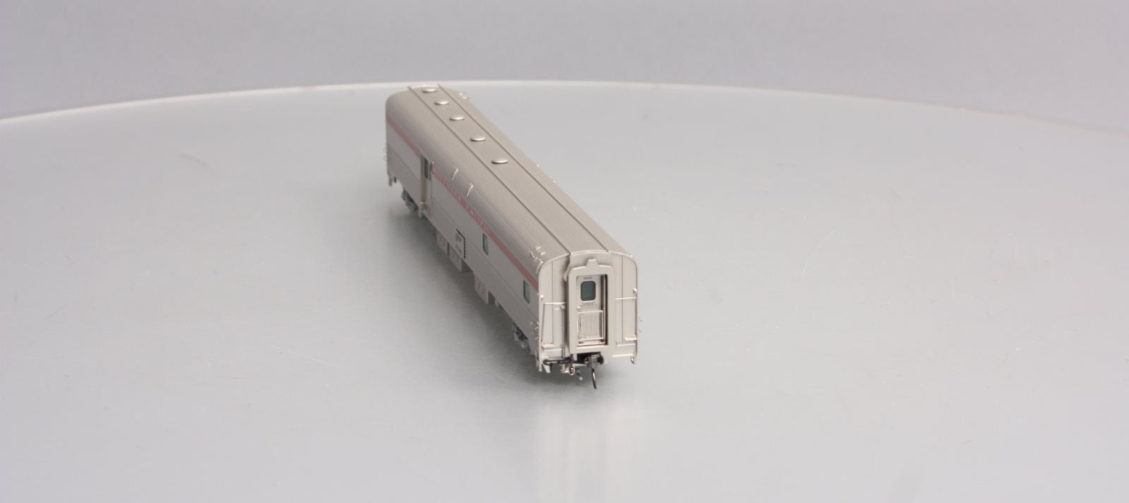 Rapido Trains 114037 HO Southern Pacific Budd Baggage-Dorm Car #3102