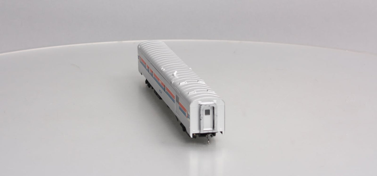 Walthers 932-9069 HO Scale Amtrak Phase 1 Food Service Combination Car #1555