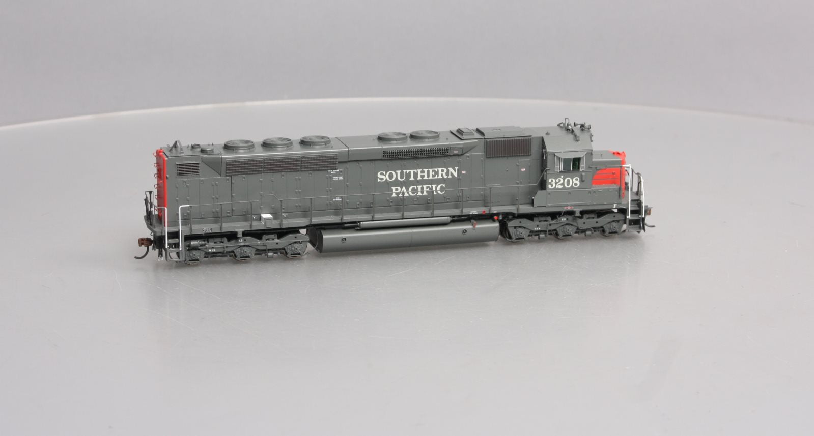 Athearn G63621 HO Southern Pacific SDP45 Diesel Locomotive #3208