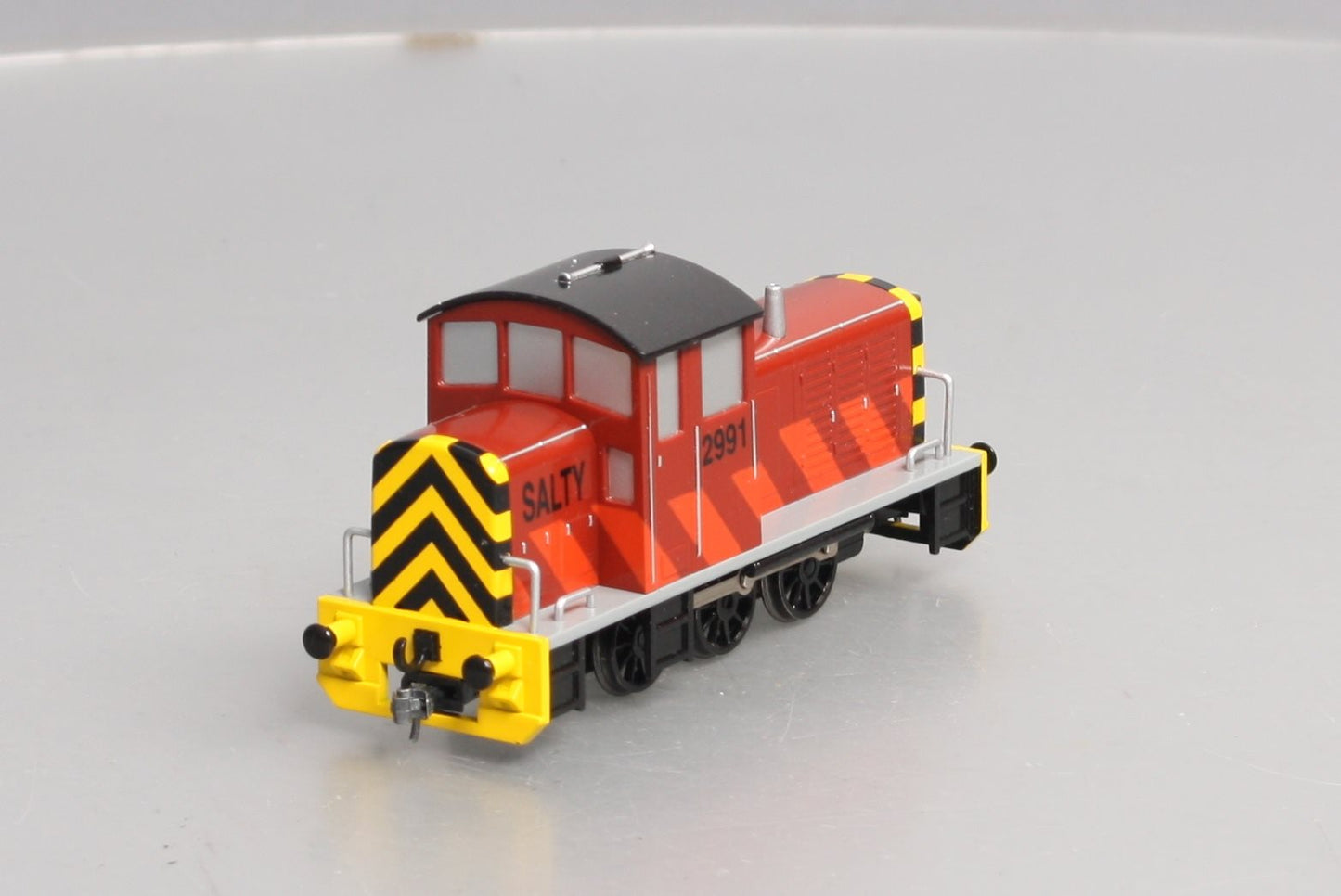 Bachmann 58804 HO Thomas & Friends Salty Diesel Locomotive w/Moving Eyes #2991