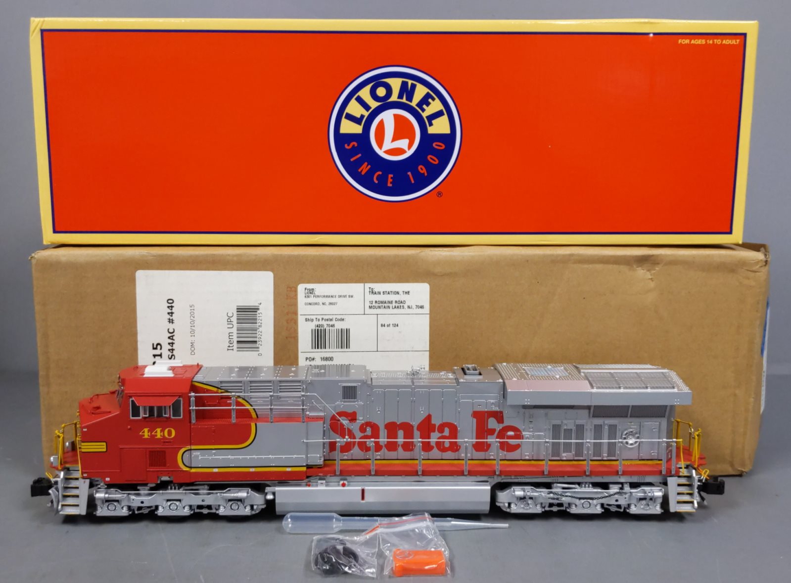 Lionel 6-82215 O Santa Fe 'Warbonnet' LEGACY Scale ES44AC Diesel Locomotive #440