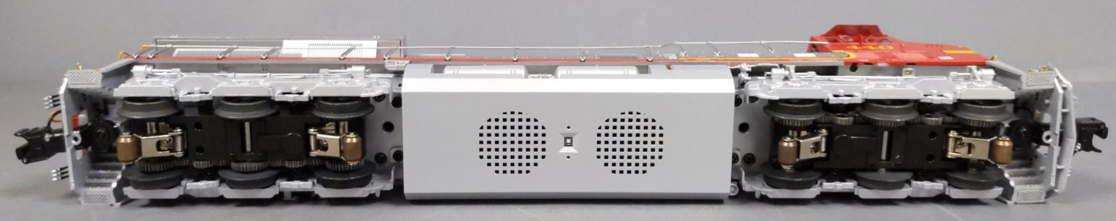 Lionel 6-82215 O Santa Fe 'Warbonnet' LEGACY Scale ES44AC Diesel Locomotive #440