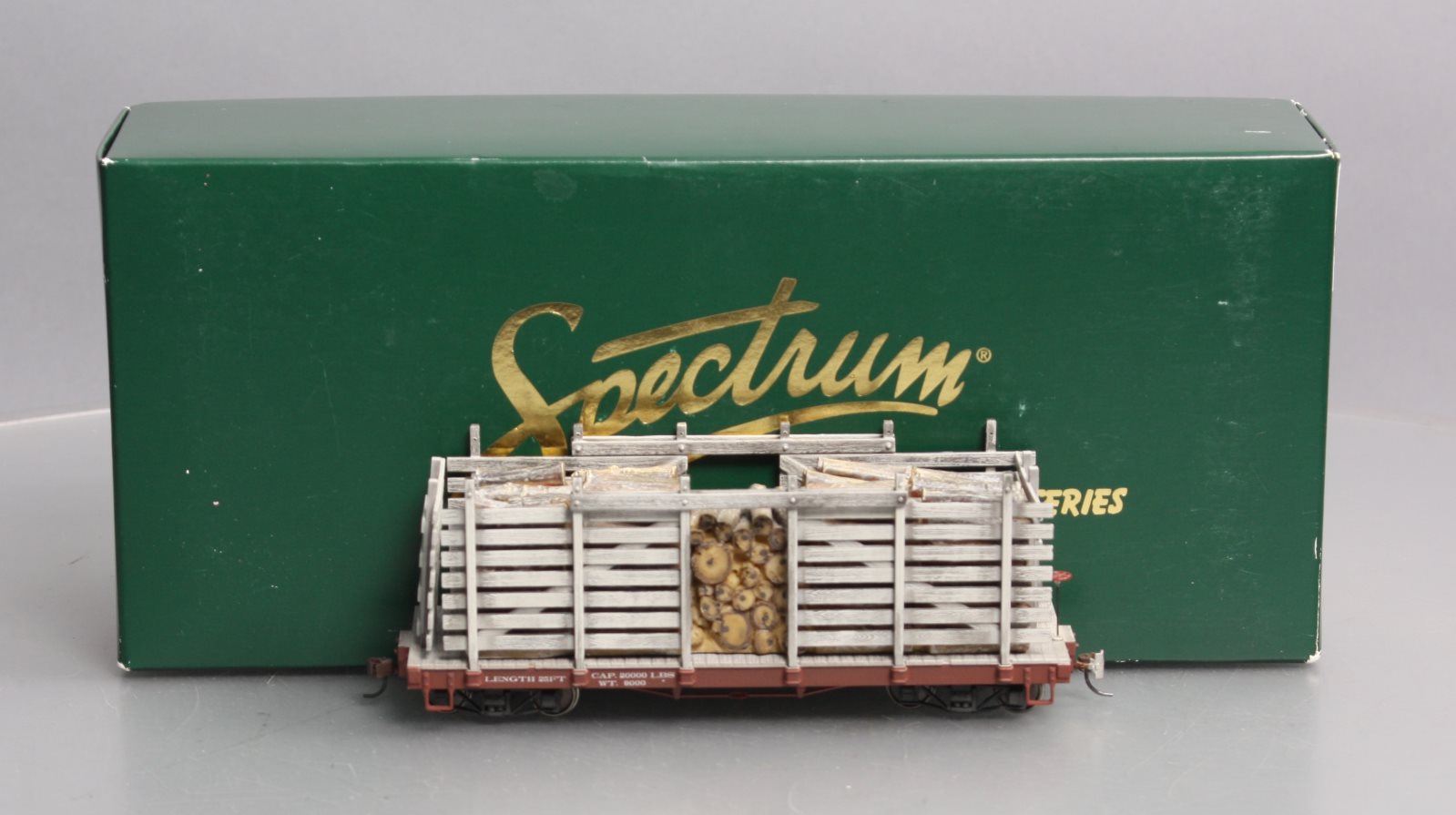 Bachmann 26899 On30 Painted & Unlettered Pulpwood Car w/ Cast Resin Load