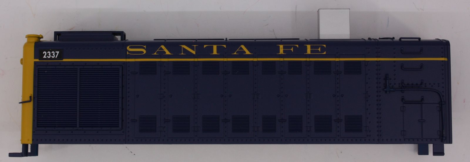 Lionel 28531-7 #2337 S-2 Santa Fe Alco Long Hood Shell