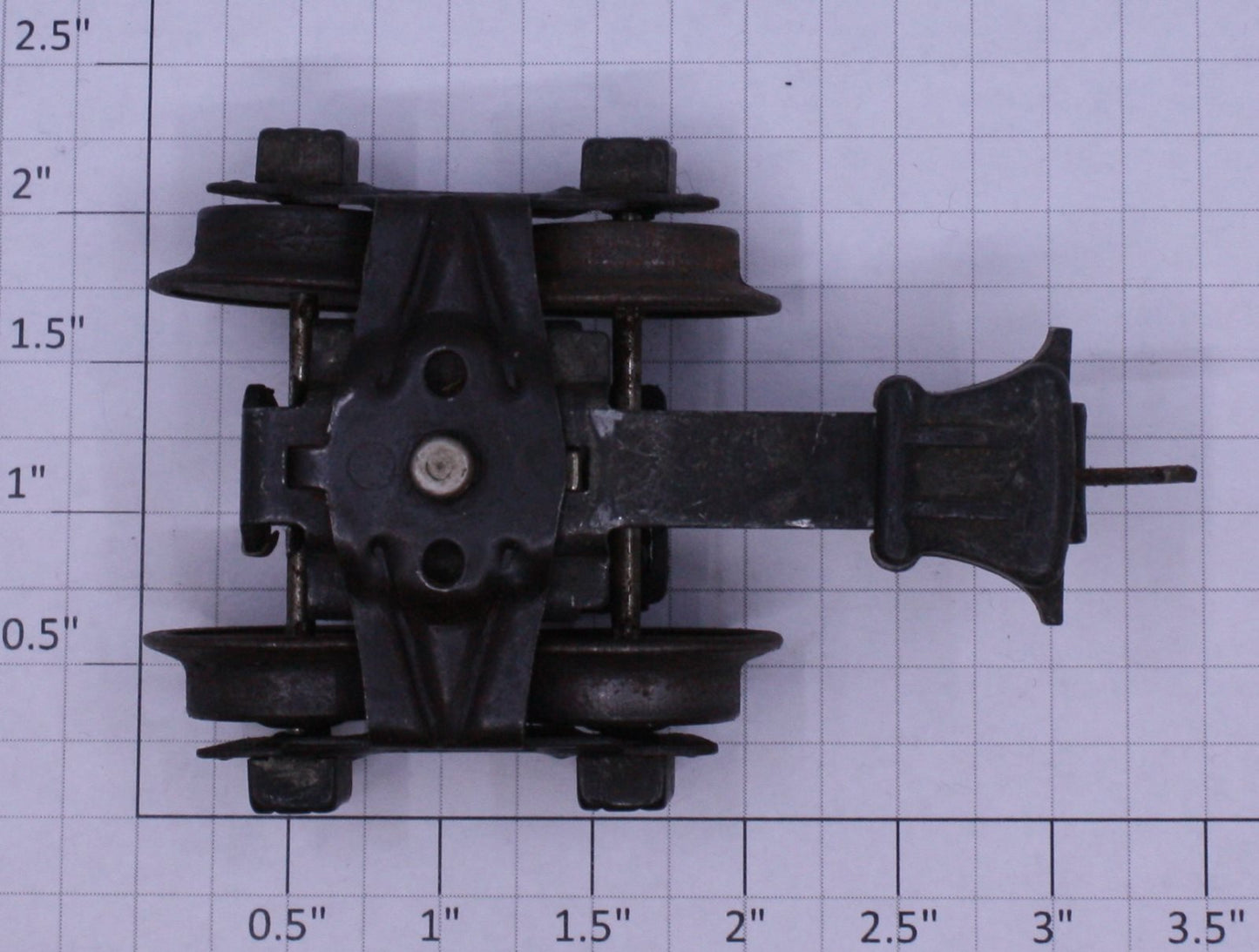 Lionel 2614-3 Prewar 4-Wheel Truck with Automatic Coupler