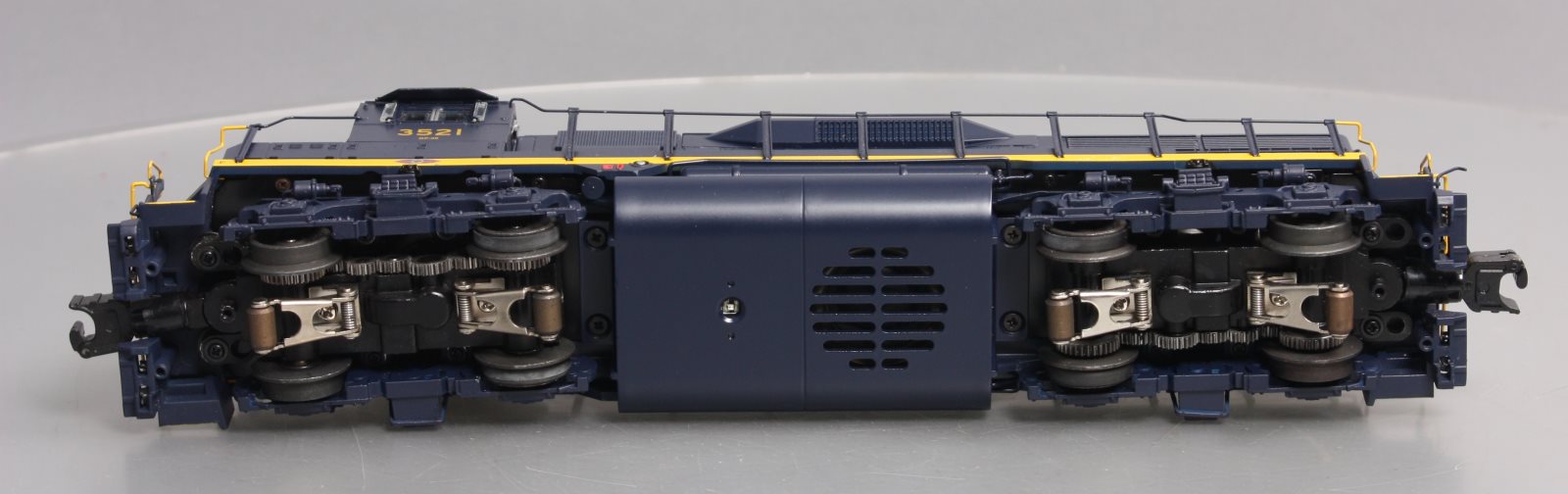 Lionel 6-38985 O Chesapeake & Ohio Legacy GP35 Diesel Locomotive #3521
