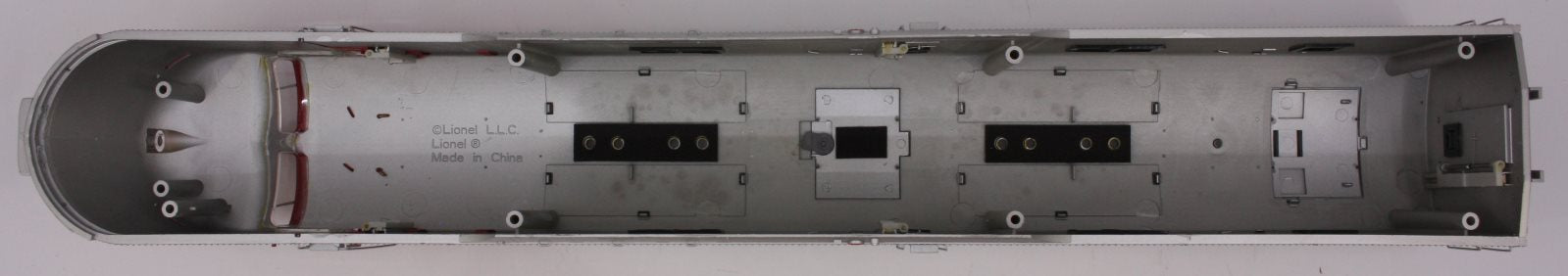 Lionel 24506-2 #15 E-6A Santa Fe Dummy Shell