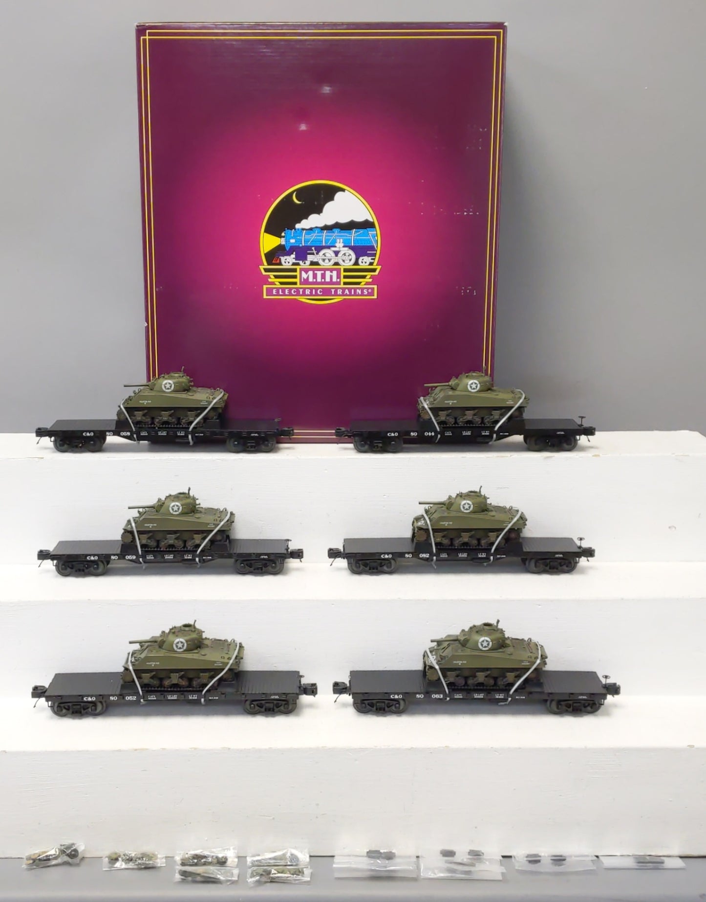 MTH 20-90545 O Chesapeake & Ohio 50-Ton 41' Wood Flat Cars (Pack of 6) MT/Box