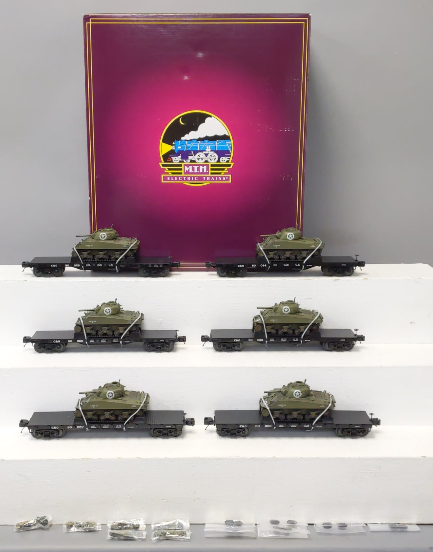 MTH 20-90545 O Chesapeake & Ohio 50-Ton 41' Wood Flat Cars (Pack of 6) MT/Box