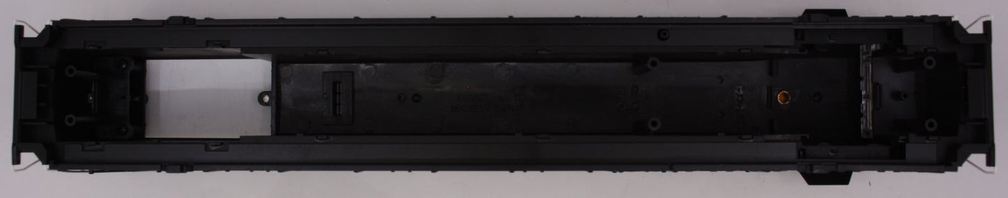 Lionel 28266-2 #5659 Milwaukee Rd U30C Non-Powered Shell