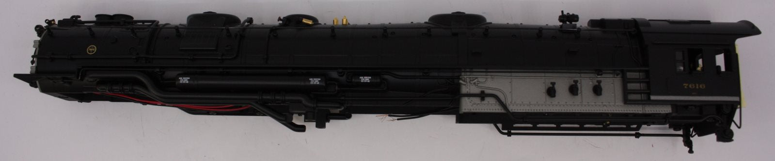 Lionel 8051-2 #7616 B&O EM-1 Boiler Shell