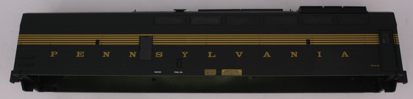 Lionel 24510-7 #9744-B PRR Shark Nose B Unit Shell