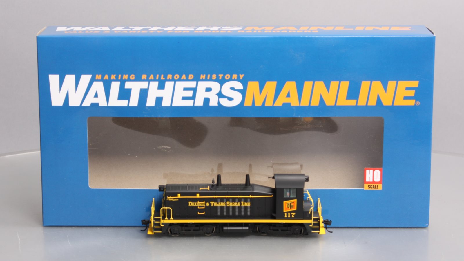 Walthers 910-20656 HO D&TS EMD SW7 Diesel Locomotive with ESU Sound & DCC #117